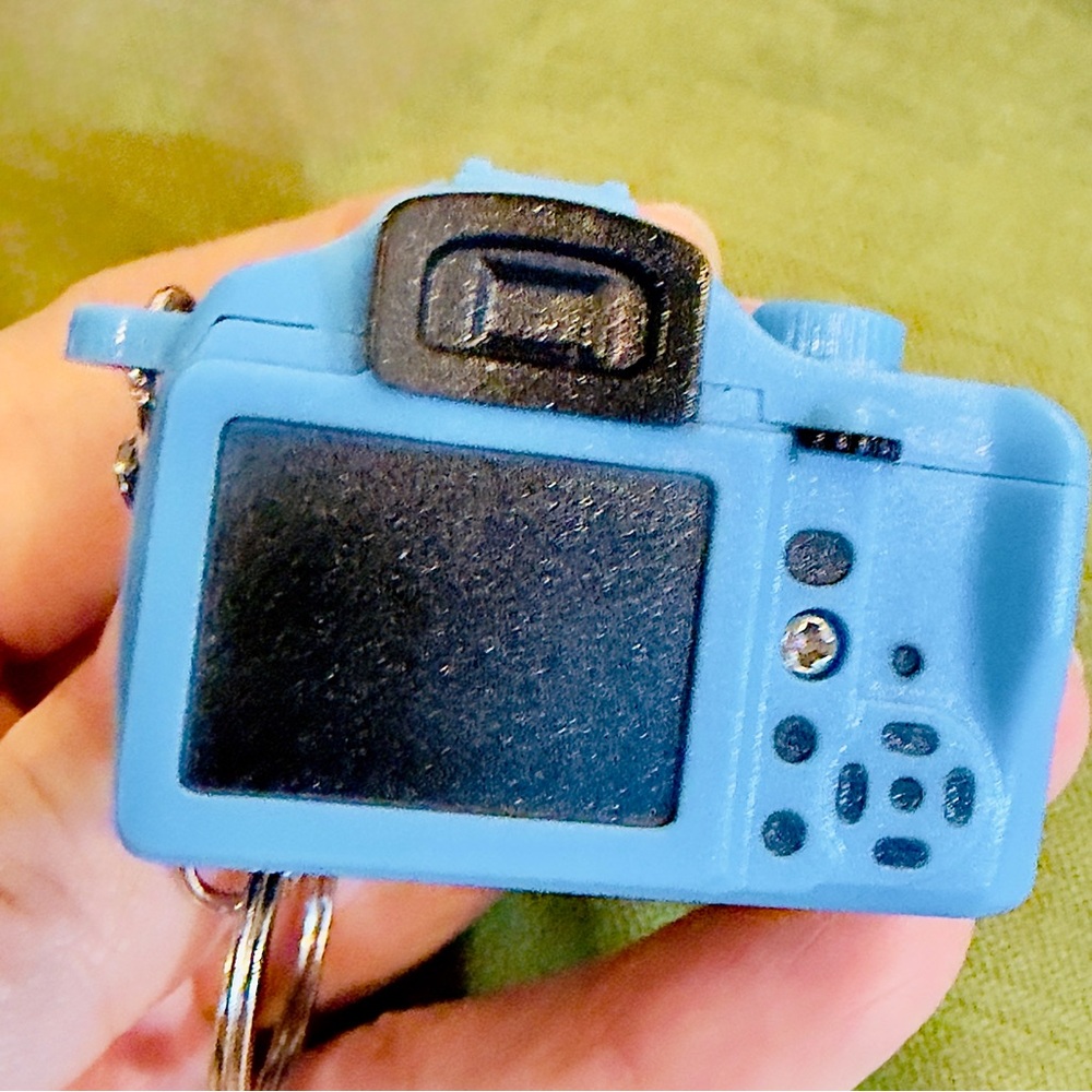 Blue Mini Camera Keychain Charm - Unbranded - Picture 3 of 8
